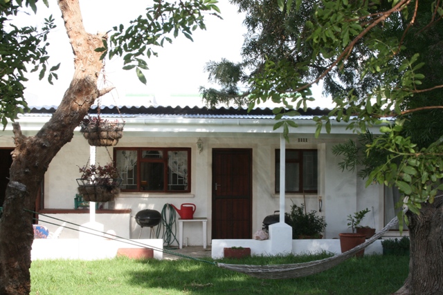 Out of Africa, Sandbaai